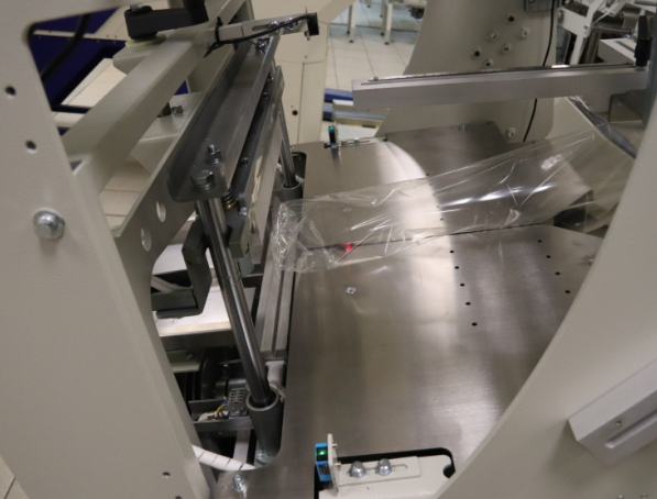 Горизонтальная упаковочная машина ПУМА-2 упаковка флоу-пак фото 2