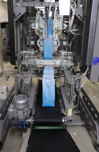 Фасовочно-упаковочная линия Инпак-Квадриус фото