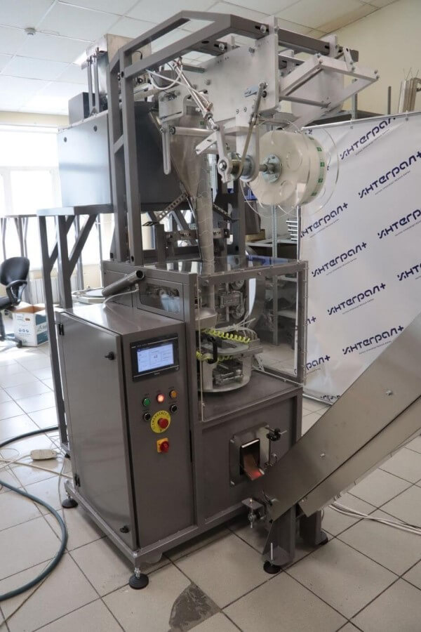 Производство и упаковка чайной продукции фото