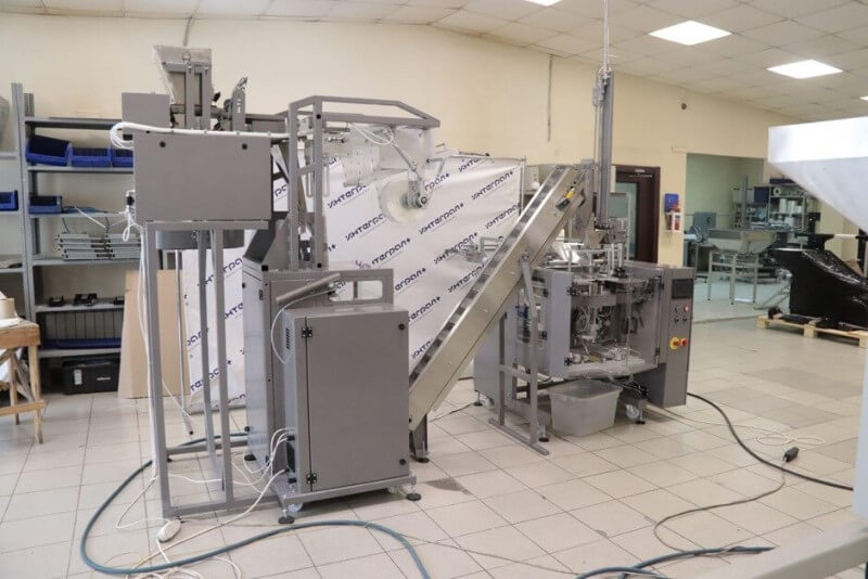 Упаковочная линия Инпак-Тетра и Инпак-Саше фото