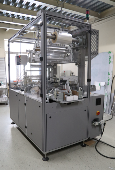 Упаковка косметики. Целлофанатор “конверт А50”